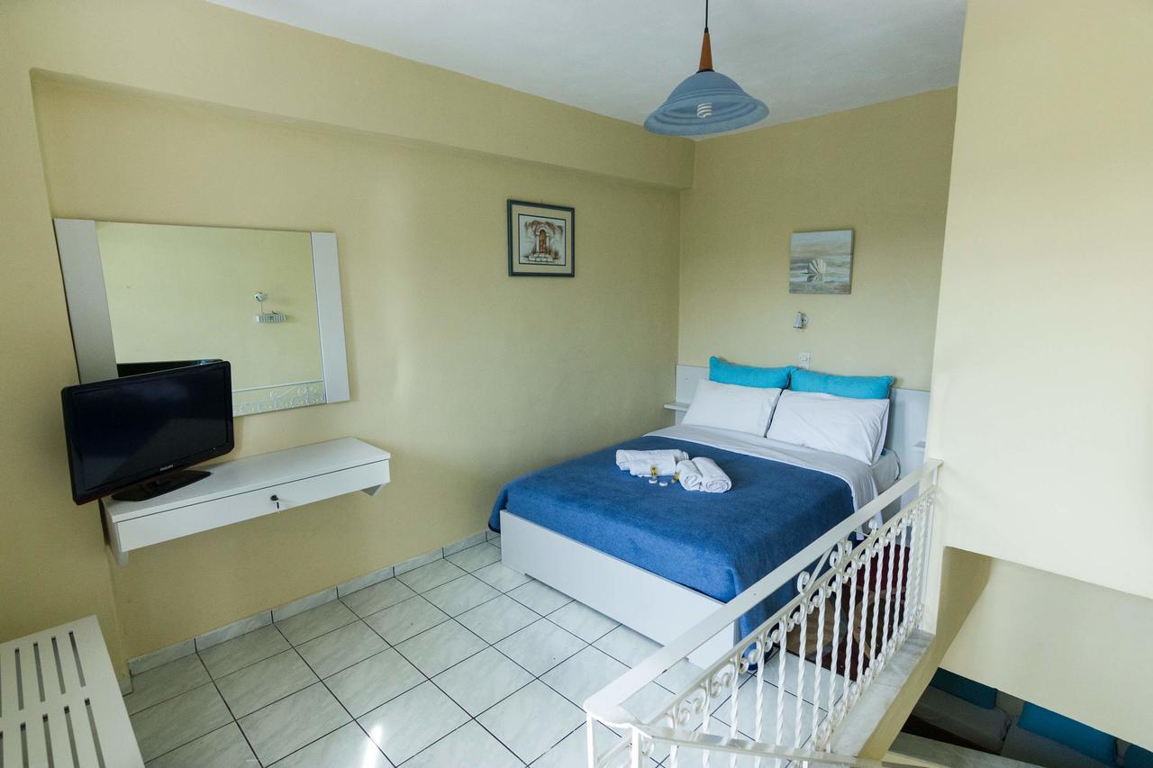 Stathopoulos Apartments Самбатики Экстерьер фото
