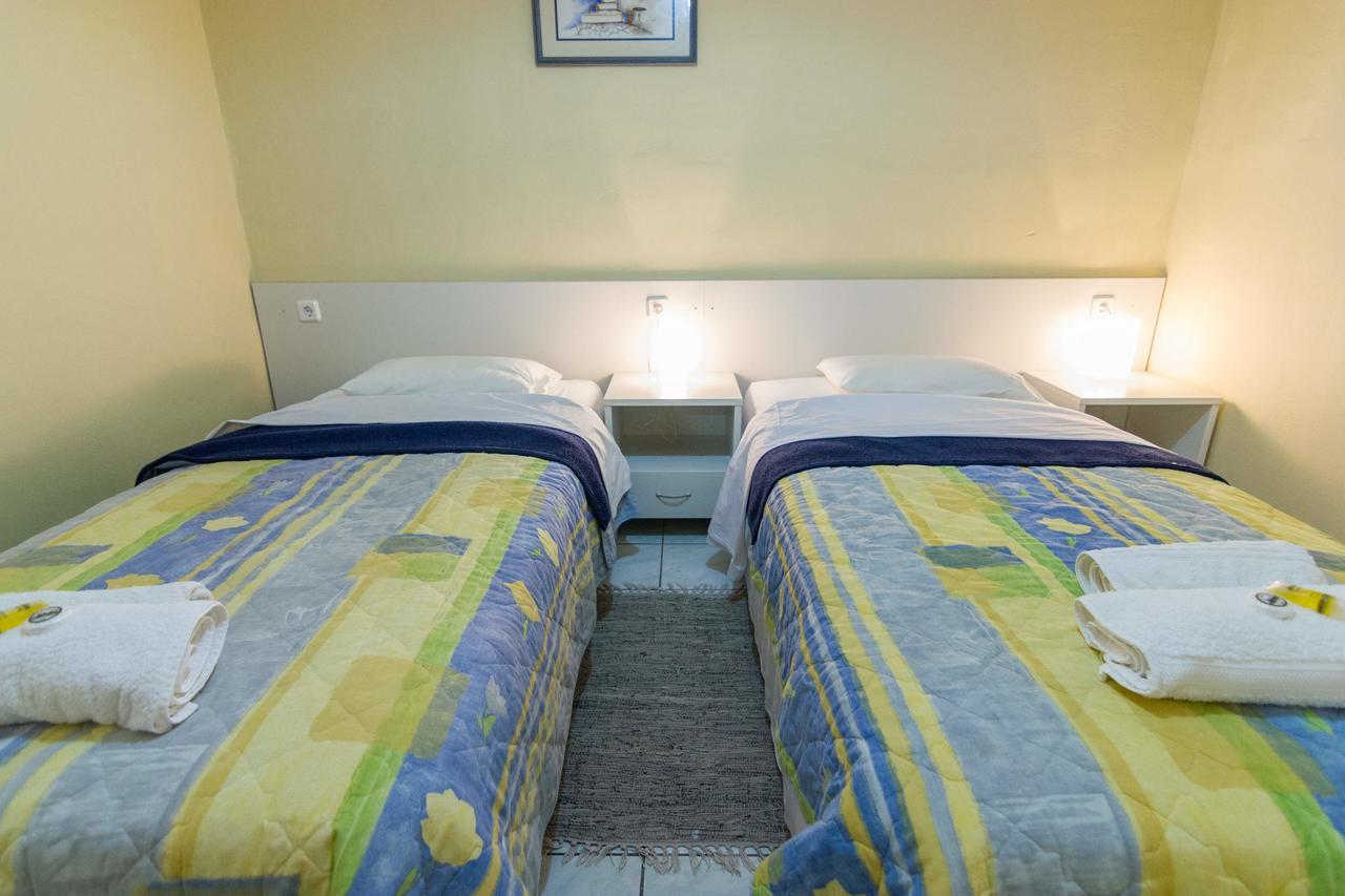 Stathopoulos Apartments Самбатики Экстерьер фото