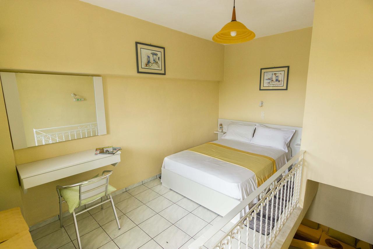 Stathopoulos Apartments Самбатики Экстерьер фото
