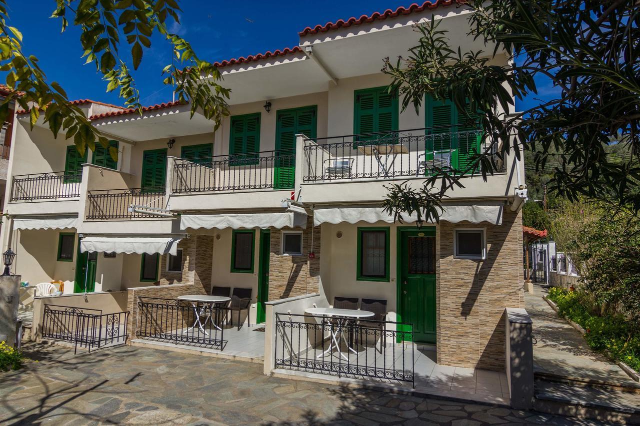 Stathopoulos Apartments Самбатики Экстерьер фото
